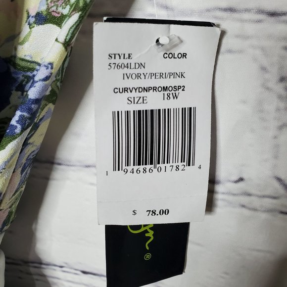 DN Designs Curvy Women's Halter Floral Tie Waist Dress - Picture 6 of 9